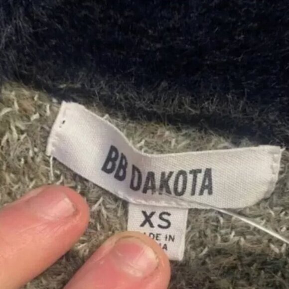 BB Dakota Eyelash Knit Oversized Camo Camouflage Cardigan Sweater Size XSmall - Picture 3 of 3